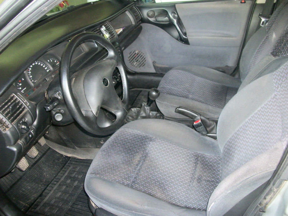 vectra interior