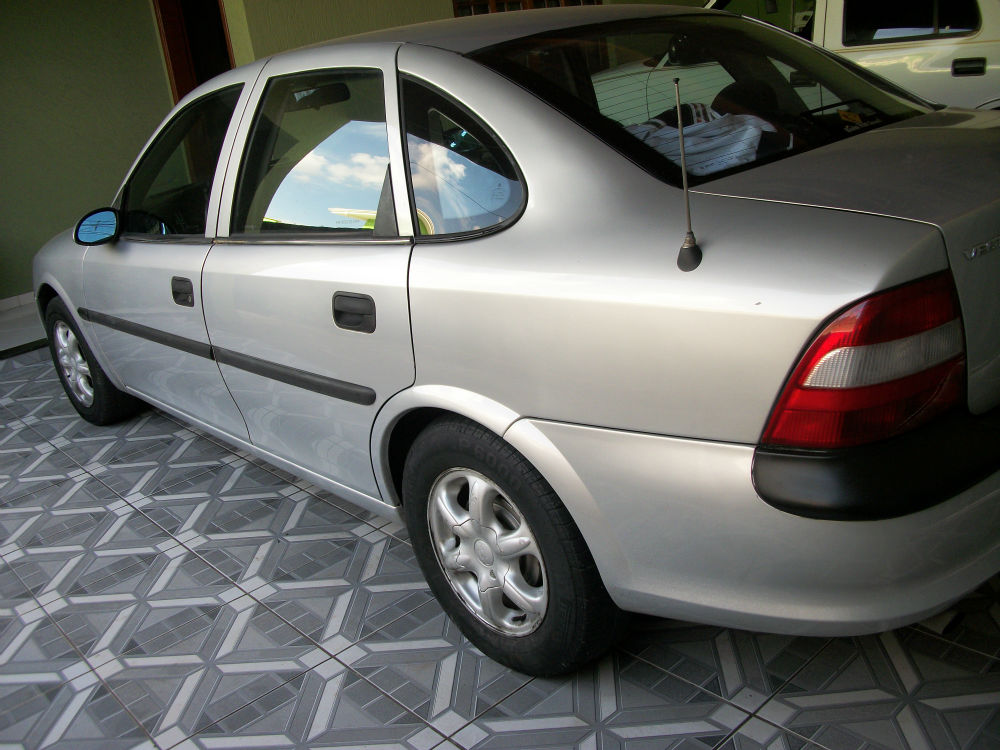 Vectra lateral esquerda