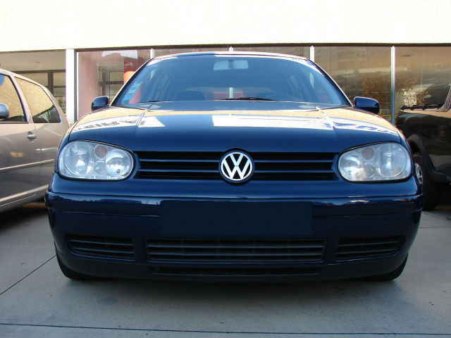 volkswagen_golf_1_9_tdi_highline_96635436593408398